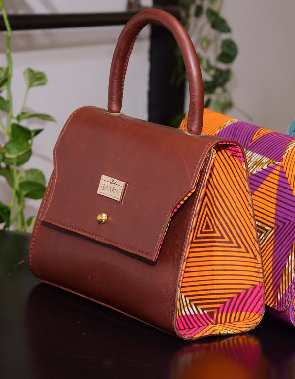 Awa Chocolate Clutch - Gaarmi